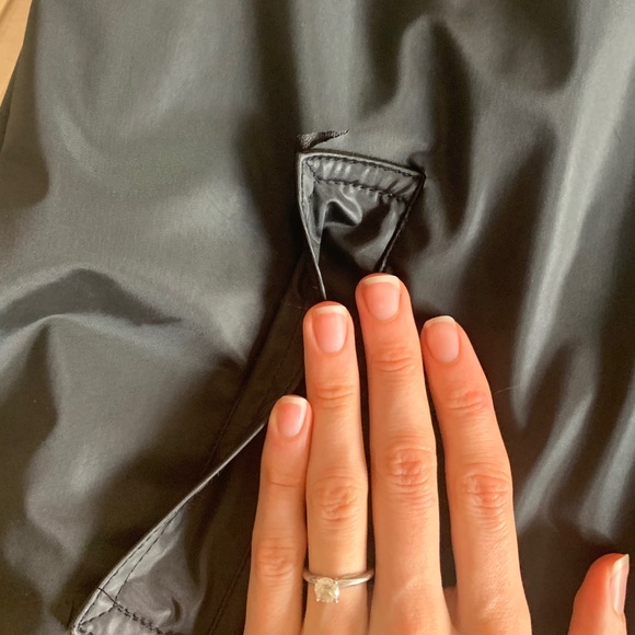 Authentic vintage Fendi raincoat - Picture 8 of 8